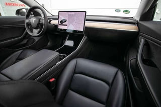 Tesla Model 3 All-in rijklrprs | Leder | Nav | Autopilot | Panodak | Cam - afbeelding nr 4