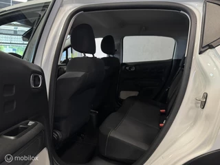 Citroën C3 Citroen C3 1.2  LUXE / LED / CLIMA / NAVI-CARPLAY / ALL SEASON - afbeelding nr 18