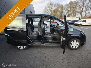 Ford Tourneo Courier Ford Tourneo Courier 1.0 / 2019 / Titanium / New Editions / - afbeelding nr 28