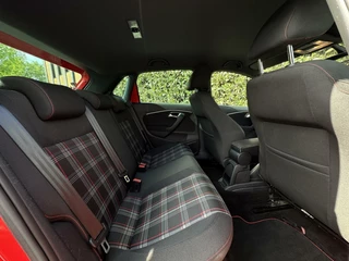 Volkswagen Polo Volkswagen Polo 1.8 TSI GTI, FACELIFT, NAVI, CRUISE, LED, ECC-AIRCO, STOELVERWARMING, PARKEERSENSOREN, LICHTMETAAL 17