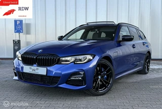 BMW 3 Serie BMW 330e Touring M-Sport High Exe Pano/ HUD/ Laser/ Trekhaak - afbeelding nr 1