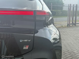 Toyota C-HR Toyota C-HR 2.0 Hybrid Business GR-Sport - afbeelding nr 6