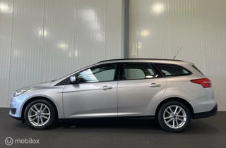 Ford Focus Ford Focus Wagon 1.5 TDCI Edition [ trekhaak navigatie LM ] - afbeelding nr 3