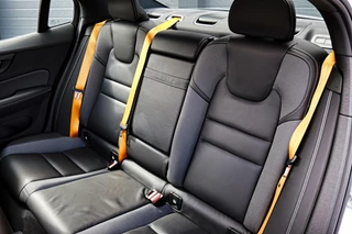 Volvo S60 Volvo S60 2.0 T8 AWD Polestar Engineered /PANODAK/B&W/MEMORY/HUD/360 CAMERA/TREKHAAK! - afbeelding nr 8