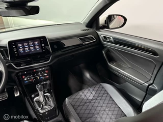 Volkswagen T-Roc Volkswagen T-Roc 1.5 TSI R-LINE DSG | CARPLAY | AD. CRUISE - afbeelding nr 37