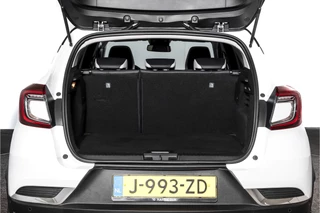 Renault Captur Renault Captur 1.3 TCe 155 PK Edition One - Automaat | Dig. Cockpit | Cruise | PDC | 360 Camera | NAV + App. Connect | ECC | DAB | LM 18