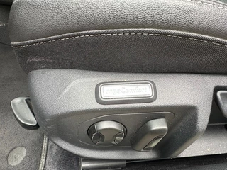 Volkswagen Arteon Volkswagen Arteon 1.5 TSI DSG7 Business R Pano / Keyless / Virtual - afbeelding nr 20