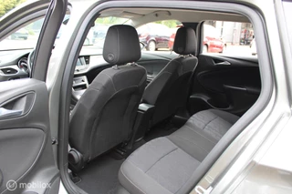 Opel Astra Opel Astra Sports Tourer 1.0 Turbo Business Executive, Parkeersensoren voor en achter, Navigatie, Apple Carplay/Android Auto, Cruise control - afbeelding nr 14