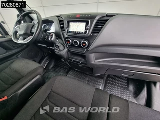 Iveco Daily Iveco Daily 35C18 3.0L Automaat L4H2 Dubbellucht Navi Trekhaak Camera ACC L3H2 16m3 Airco Trekhaak - afbeelding nr 10