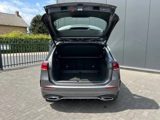 Mercedes-Benz B-Klasse Mercedes-Benz B-Klasse B 200 AMG Line P-dak LED Camera Sfeerlicht Distronic+ Widescreen - afbeelding nr 14