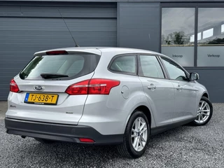 Ford Focus Ford Focus Wagon 1.0 Titanium  2e Eigenaar,Clima,Cruise,Bluetooth,APK bij Aflevering - afbeelding nr 2