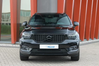Volvo XC40 Volvo XC40 T5 Recharge R-Design - afbeelding nr 2