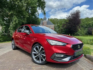 SEAT Leon Seat Leon 1.4 TSI eHybrid PHEV FR | Camera | Adaptive Cruise | Dealer Onderhouden | - afbeelding nr 4