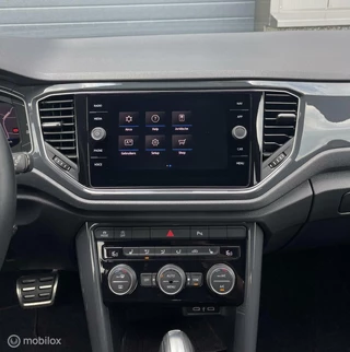 Volkswagen T-Roc Volkswagen T-Roc 1.5 TSI DSG Sport 150PK/PANO/VIRTU - afbeelding nr 39