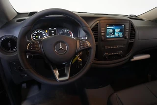 Mercedes-Benz Vito Mercedes-Benz Vito 114 CDI Lang Dubbele Cabine Automaat Airco Navigatie Parkeersensoren  6-zits Trekhaak - afbeelding nr 2