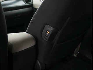 Nissan Leaf Nissan Leaf N-Connecta 40 kWh (INCL-BTW)  Aut. *ADAPTIVE-CRUISE | NAVI-FULLMAP | SURROUND-VIEW | CARPLAY | KEYLESS | BLIND-SPOT |  DIGI-COCKPIT | COMFORT-SEATS | DAB | ECC | PDC | HEATED-SEATS | 17