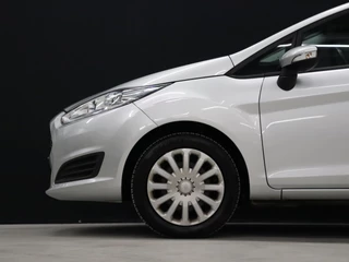Ford Fiesta Ford Fiesta 1.0 Style Ultimate [AIRCO, NAVIGATIE, BLUETOOTH, RADIO, CD-SPELER, NIEUWSTAAT] - afbeelding nr 3