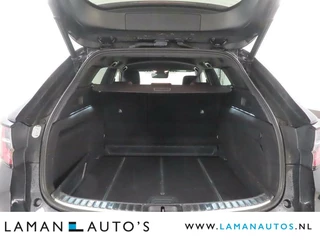 Toyota Corolla Touring Sports Toyota Corolla Touring Sports 2.0 Hybrid 184pk Executive | CarPlay Leder/Alcantara 18