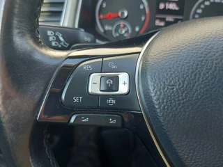 Volkswagen T-Roc Volkswagen T-Roc 1.5 TSI Style Automaat,trekhaak, applecarplay/android/nav,airco,cruisecontrol,stoel/stuurverwarming,trekhaak - afbeelding nr 17
