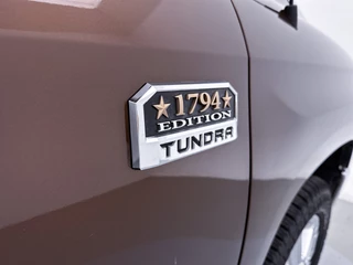 Toyota Tundra Toyota Tundra 5.7 V8 Double Cab 4x4 LPG 1974-Edition Leder JBL Stoel ventilatie/ verwarming Schuif/kantel dak Blind spot Camera 3500kg trekhaak - afbeelding nr 18