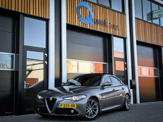 Alfa Romeo Giulia Alfa Romeo Giulia 2.0T Super | PANORAMADAK | KEYLESS | DNA | LANE ASSIST | VOL OPTIES! - afbeelding nr 70