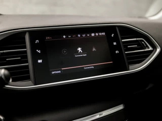 Peugeot 308 Peugeot 308 SW 1.2 PureTech Sport Automaat (PANORAMADAK, APPLE CARPLAY, GROOT. NAVI, 360 CAMERA, SPORTSTOELEN, GETINT GLAS, CRUISE, NIEUWE APK, NIEUWSTAAT) - afbeelding nr 27