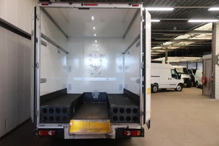 Renault Master Renault Master T35 2.3 dCi 170PK AUTOMAAT LOWLINER VERKOOPWAGEN  170PK AUTOMAAT LOWLINER VERKOOPWAGEN - afbeelding nr 4