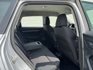Škoda Karoq Skoda KAROQ 1.0 TSI Style Camera Clima Cruise Trekhaak Inductie laden Navigatie Keyless - afbeelding nr 41