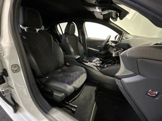 Peugeot e-208 Peugeot e-208 EV GT Pack 50 kWh | Zwart dak | 100 % dealeronderhouden | Soh (batterijcheck) 91,06 % - afbeelding nr 15