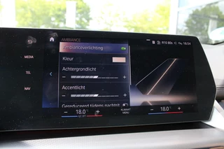 BMW 2 Serie BMW 2-serie Active Tourer 230e xDrive | Pano | H&K | Trekhaak - afbeelding nr 29