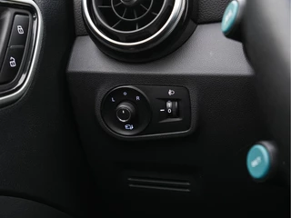 MG ZS-EV (INCL-BTW) *PANO | FULL-LEATHER | CCS-FASTLOADER | KEYLESS | NAVI-FULLMAP | ADAPTIVE-CRUISE | CAMERA | HEATED-SPORT-SEATS | CARPLAY | BLINDSPOT | DAB | LANE-ASSIST | 17