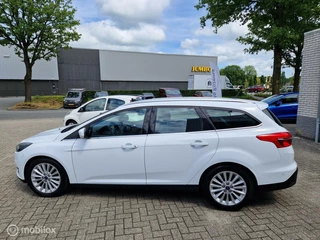 Ford Focus Ford Focus Wagon 1.0 Titanium Ecc Cruis Navi Haak 118070 km - afbeelding nr 10