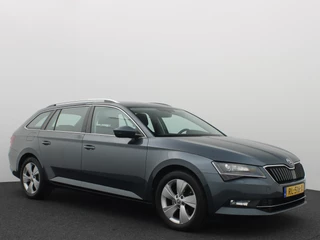 Škoda Superb AUTOMAAT / STOELVERW / XENON / CARPLAY / NAVI / CLIMA / PDC / BLUETOOTH / CRUISE / NL-AUTO - afbeelding nr 15