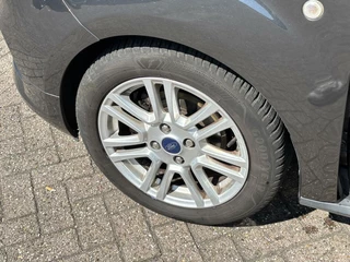 Ford Tourneo Courier Ford Tourneo Courier 1.0 Titanium 100PK Cruise Navi Camera Climate Stoelverwarming Verwarmde Voorruit Parkeersensoren Privacy Glass *Compleet* - afbeelding nr 10