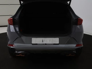 CUPRA Formentor CUPRA Formentor 1.4 e-Hybrid VZ | 245pk | Stoel & stuurverwarming | Carplay | Camera | Adaptive cruise | Navigatie | Sfeerverlichting | Keyless | Full LED | PHEV - afbeelding nr 11