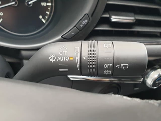 Mazda 3 Mazda 3 2.0 eSkyActiv-G Homura / Automaat / Carplay-Android Auto - afbeelding nr 21