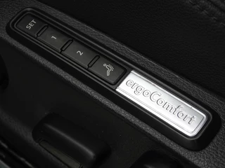 Volkswagen Passat Volkswagen Passat Variant TSI GTE 218PK DSG / Highline / R-Line / LED - afbeelding nr 35