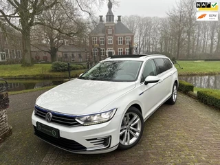 Volkswagen Passat - 184610114-0