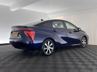 Toyota Mirai Toyota Mirai FCV Executive [ HYDROGEN ] [INCL-BTW] Aut. *LUXURY-LEATHER | FULL-LED | JBL-SOUNDSYSTEM | CAMERA | KEYLESS | MEMORY-PACK | ADAPTIVE-CRUISE | BLIND-SPOT |  DAB | NAVI-FULLMAP | DIGI-COCKPIT | COMFORT-SEATS | LANE-ASSIST - afbeelding nr 6