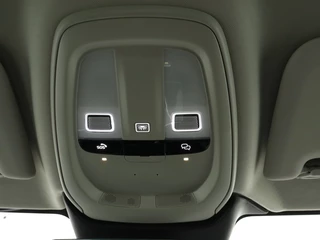 Volvo V60 Volvo V60 2.0 T6 AWD Essential Edition | Adaptive Cruise | Stoelverwarming - afbeelding nr 17