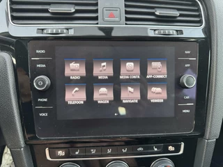 Volkswagen Golf Volkswagen Golf 1.4 TSI Highline Stoelverwarming LED CarPlay - afbeelding nr 46