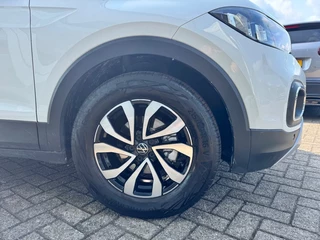 Volkswagen T-Cross Volkswagen T-Cross 1.0 TSI STYLE/ Camera / ALL IN PRIJS/ Digital dash - afbeelding nr 4