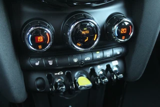 MINI Electric Mini Mini Electric MINI Electric 33 kWh SE/Camera/Navi/stoelverw - afbeelding nr 19