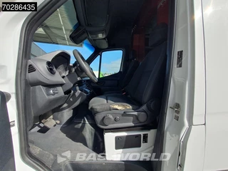 Mercedes-Benz Sprinter Mercedes Sprinter 314 CDI Automaat L3H2 Navi Airco Cruise Camera MBUX CarPlay Euro6 L3 16m3 Airco Cruise control - afbeelding nr 11