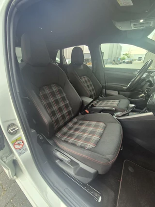 Volkswagen Polo Volkswagen Polo 2.0 TSI GTI /ACC/Virtual/Led/Sport/Carplay/ - afbeelding nr 25