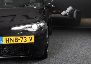 Alfa Romeo Giulia Alfa Romeo GIULIA 2.0 T GME AWD Ti 280 Pk / FACELIFT / Aut / Navi / Camera / Memory / Acc / Lane Assist / Led / 19 Inch - afbeelding nr 46