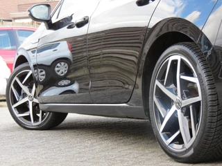 Volkswagen Golf Volkswagen Golf 1.5 eTSI Style AUTOMAAT | ORG NEDERLANDS | PANODAK | HARMAN/KARDON | IQ LIGHT | STOELMASSAGE | CAMERA | DAB - afbeelding nr 38