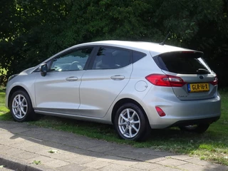 Ford Fiesta Ford Fiesta 1.0 100pk Titanium met CarPlay en Parkeersensoren - afbeelding nr 3