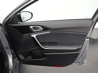 Kia Ceed Sportswagon - Panoramadak - Navigatie - Camera - 17 inch LM velgen - LED koplampen - Fabrieksgarantie tot 11-2026 - afbeelding nr 40