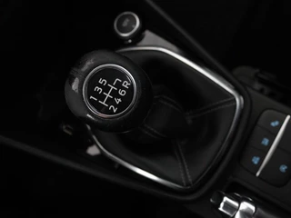 Ford Fiesta Ford Fiesta 1.0 EcoBoost Titanium | Stoel & stuurverwarming |  B&O Sound | Adaptive cruise | Camera | Carplay | Park Assist | Navigatie | Climate control - afbeelding nr 18